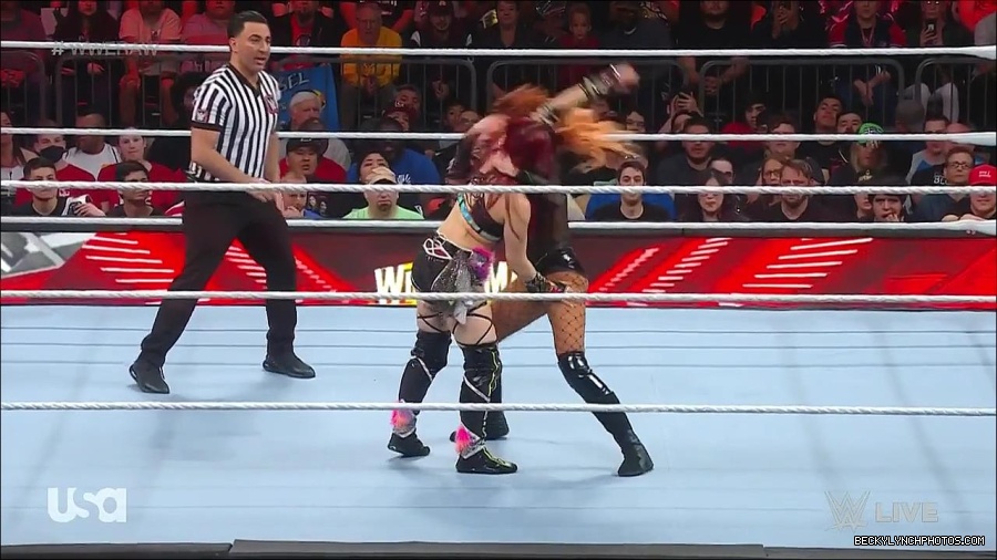 WWE_WrestleMania_Raw_2023_03_27_720p_HDTV_x264-NWCHD_mp4_000832285.jpg
