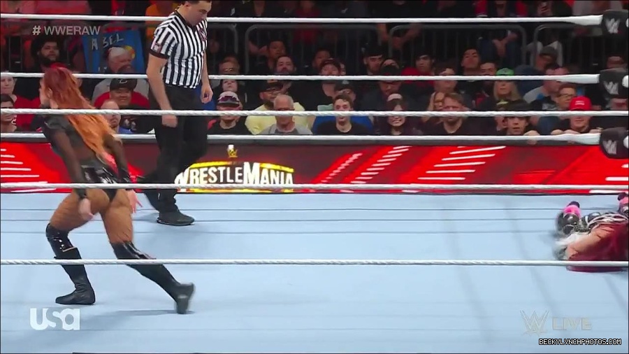 WWE_WrestleMania_Raw_2023_03_27_720p_HDTV_x264-NWCHD_mp4_000835489.jpg