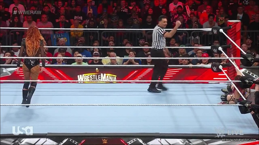 WWE_WrestleMania_Raw_2023_03_27_720p_HDTV_x264-NWCHD_mp4_000836690.jpg