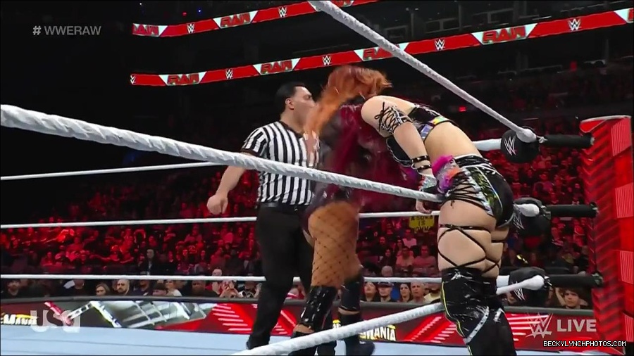 WWE_WrestleMania_Raw_2023_03_27_720p_HDTV_x264-NWCHD_mp4_000844698.jpg