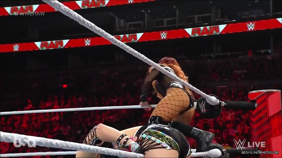 WWE_WrestleMania_Raw_2023_03_27_720p_HDTV_x264-NWCHD_mp4_000846299.jpg