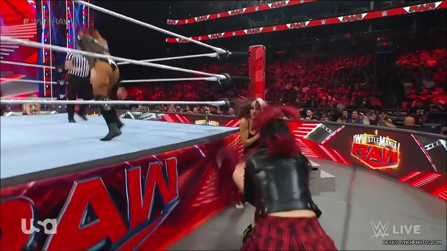 WWE_WrestleMania_Raw_2023_03_27_720p_HDTV_x264-NWCHD_mp4_000849503.jpg