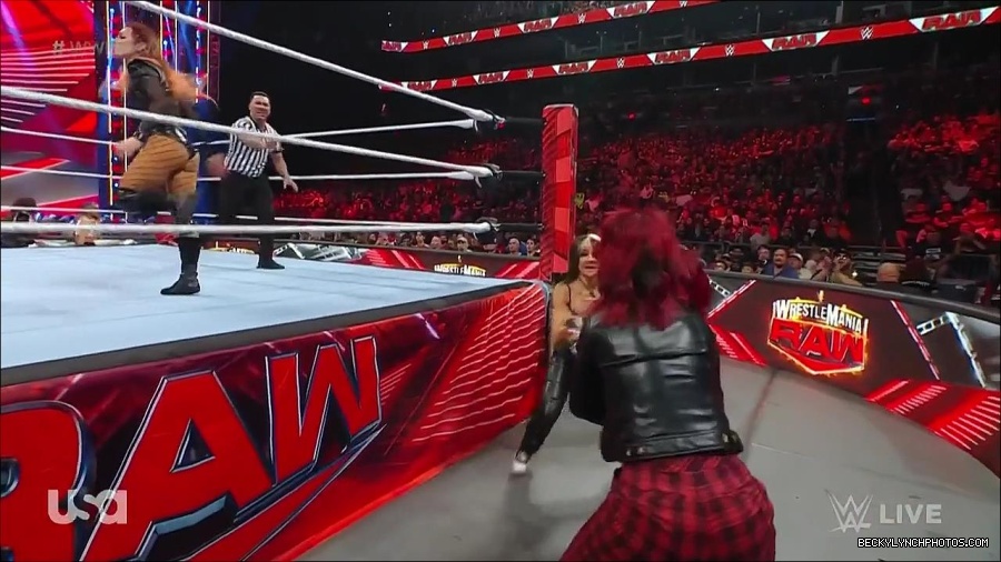 WWE_WrestleMania_Raw_2023_03_27_720p_HDTV_x264-NWCHD_mp4_000849903.jpg