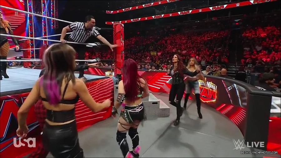 WWE_WrestleMania_Raw_2023_03_27_720p_HDTV_x264-NWCHD_mp4_000857110.jpg