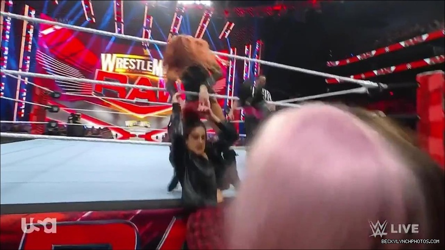 WWE_WrestleMania_Raw_2023_03_27_720p_HDTV_x264-NWCHD_mp4_000863116.jpg