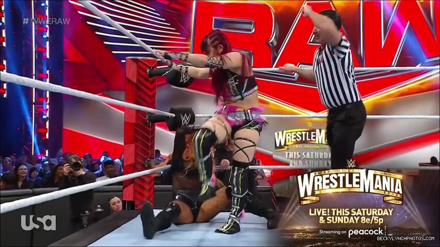 WWE_WrestleMania_Raw_2023_03_27_720p_HDTV_x264-NWCHD_mp4_000873927.jpg