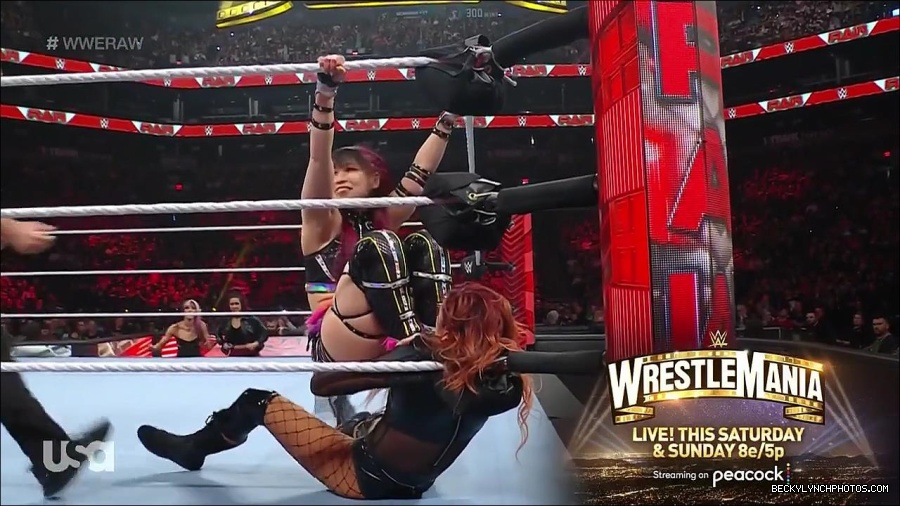 WWE_WrestleMania_Raw_2023_03_27_720p_HDTV_x264-NWCHD_mp4_000879132.jpg