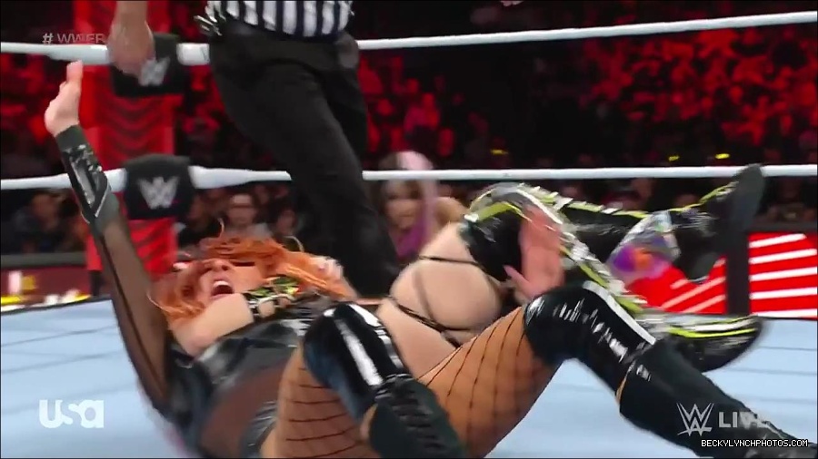 WWE_WrestleMania_Raw_2023_03_27_720p_HDTV_x264-NWCHD_mp4_000893947.jpg