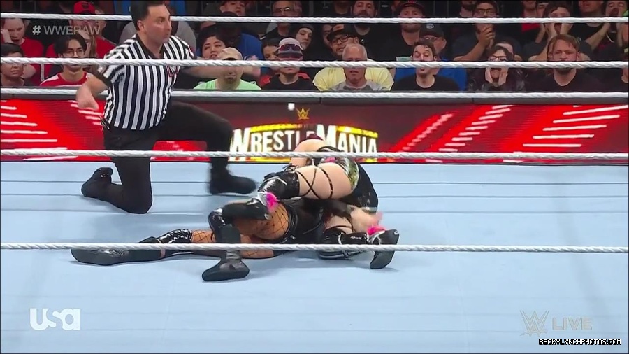 WWE_WrestleMania_Raw_2023_03_27_720p_HDTV_x264-NWCHD_mp4_000897150.jpg