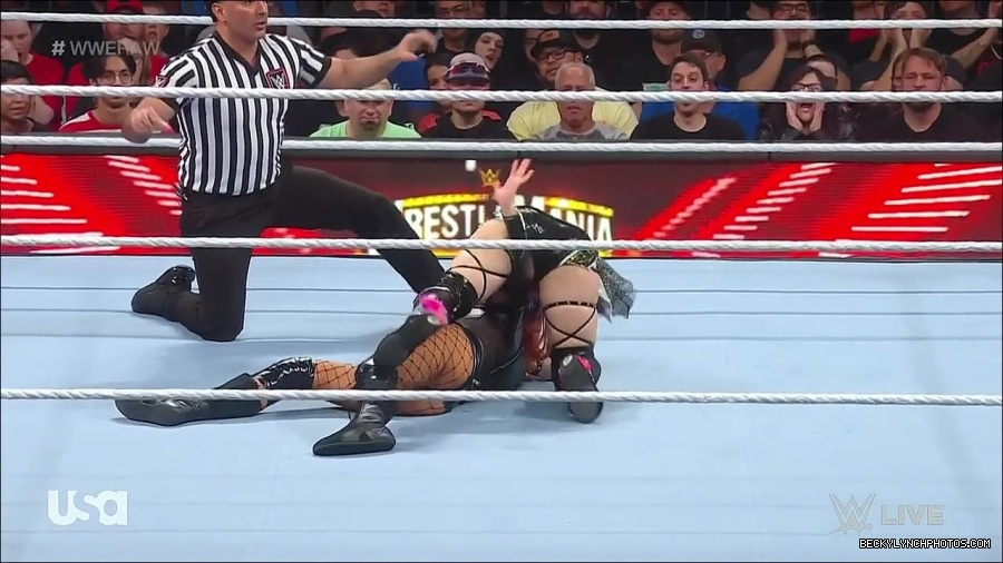 WWE_WrestleMania_Raw_2023_03_27_720p_HDTV_x264-NWCHD_mp4_000897551.jpg