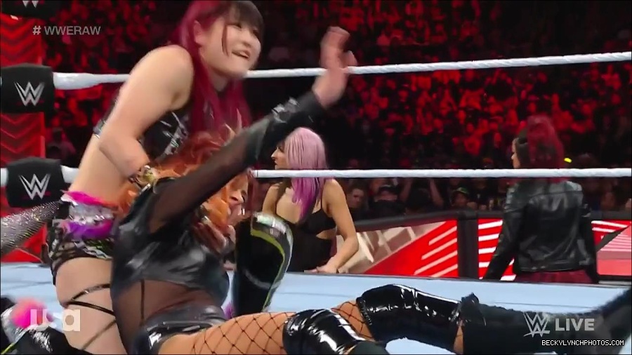 WWE_WrestleMania_Raw_2023_03_27_720p_HDTV_x264-NWCHD_mp4_000899553.jpg