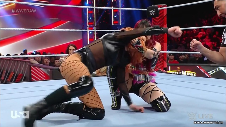 WWE_WrestleMania_Raw_2023_03_27_720p_HDTV_x264-NWCHD_mp4_000906359.jpg