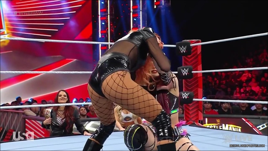 WWE_WrestleMania_Raw_2023_03_27_720p_HDTV_x264-NWCHD_mp4_000909162.jpg