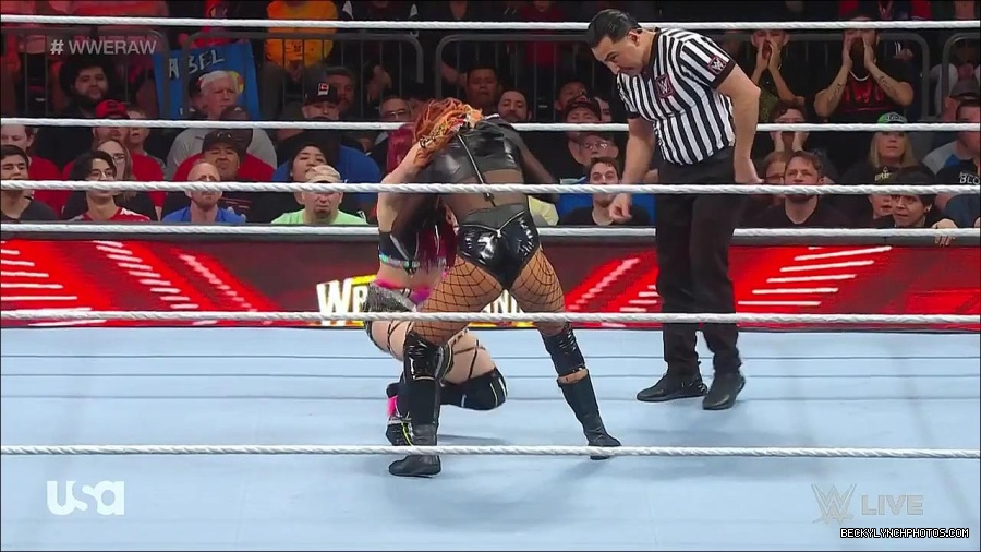 WWE_WrestleMania_Raw_2023_03_27_720p_HDTV_x264-NWCHD_mp4_000909563.jpg