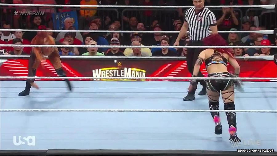 WWE_WrestleMania_Raw_2023_03_27_720p_HDTV_x264-NWCHD_mp4_000913567.jpg