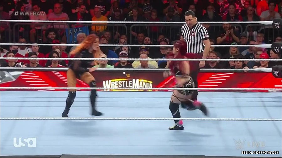 WWE_WrestleMania_Raw_2023_03_27_720p_HDTV_x264-NWCHD_mp4_000914367.jpg