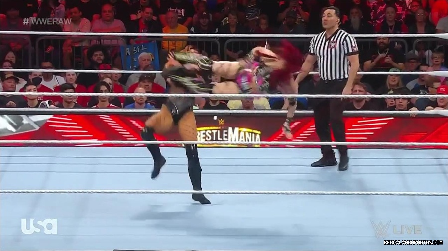 WWE_WrestleMania_Raw_2023_03_27_720p_HDTV_x264-NWCHD_mp4_000914768.jpg