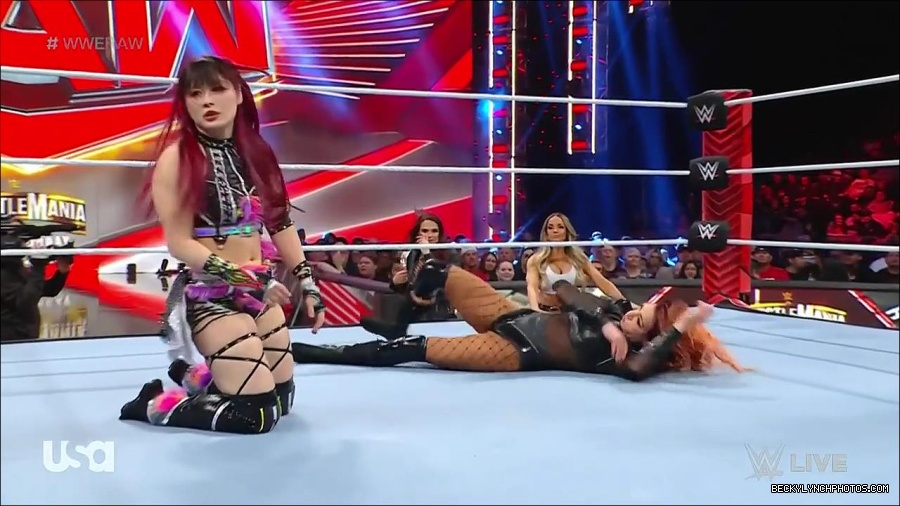WWE_WrestleMania_Raw_2023_03_27_720p_HDTV_x264-NWCHD_mp4_000916770.jpg