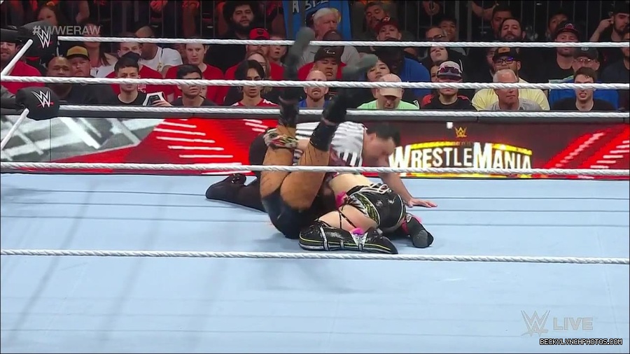 WWE_WrestleMania_Raw_2023_03_27_720p_HDTV_x264-NWCHD_mp4_000922776.jpg