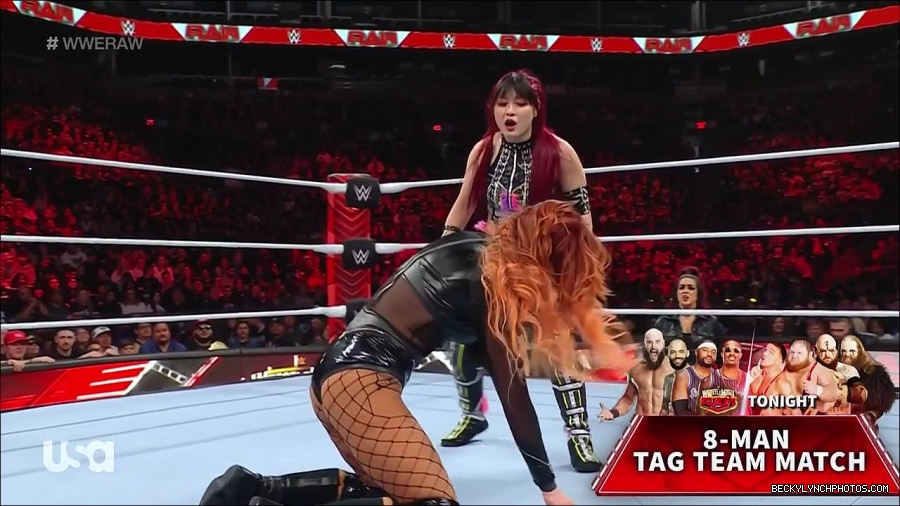WWE_WrestleMania_Raw_2023_03_27_720p_HDTV_x264-NWCHD_mp4_000939993.jpg