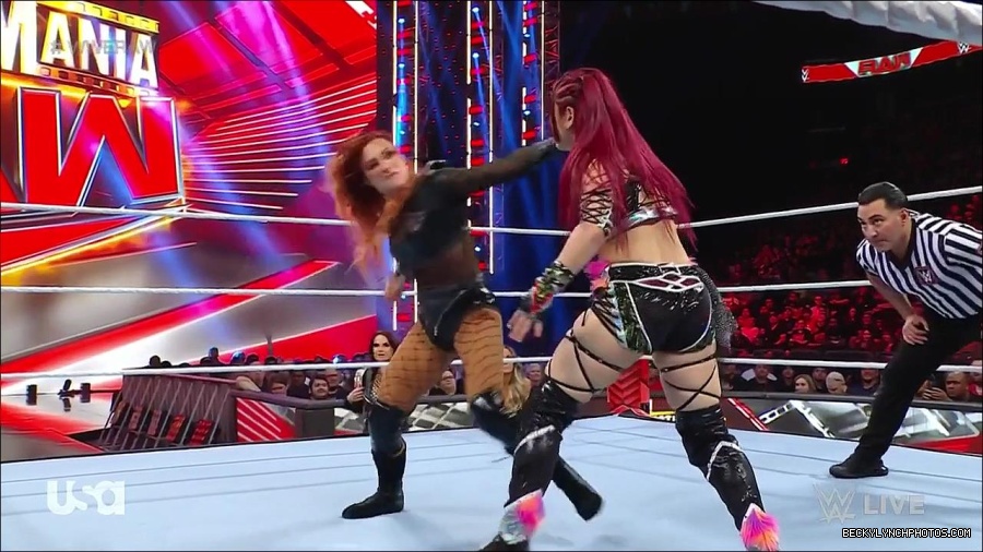 WWE_WrestleMania_Raw_2023_03_27_720p_HDTV_x264-NWCHD_mp4_000949202.jpg