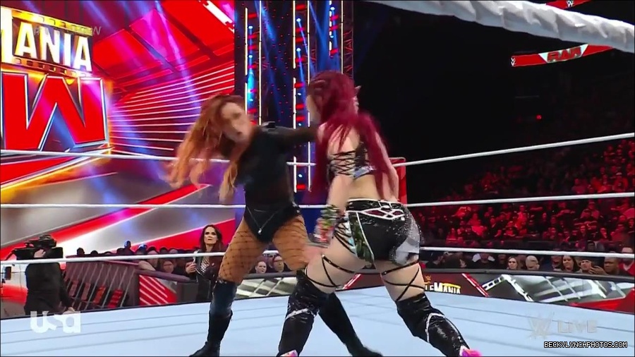 WWE_WrestleMania_Raw_2023_03_27_720p_HDTV_x264-NWCHD_mp4_000951605.jpg