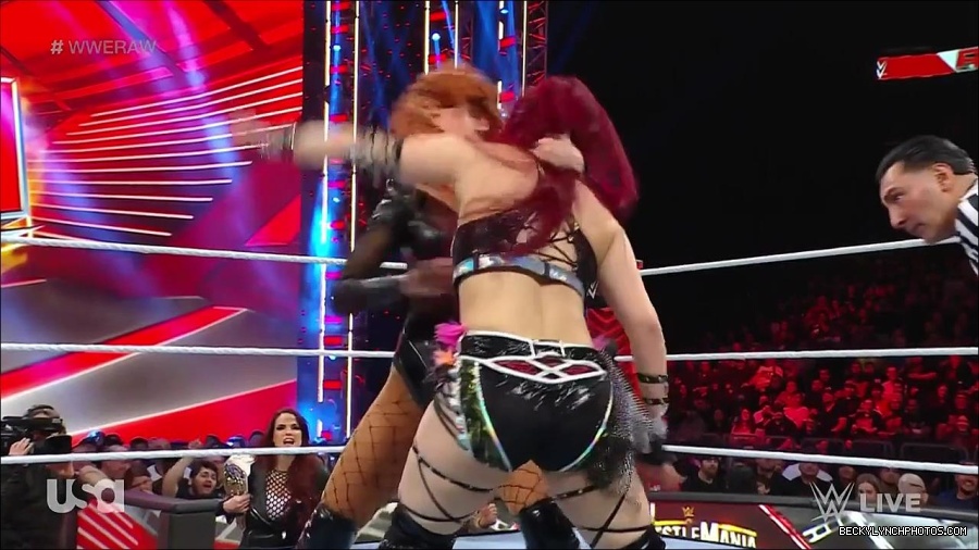 WWE_WrestleMania_Raw_2023_03_27_720p_HDTV_x264-NWCHD_mp4_000956409.jpg