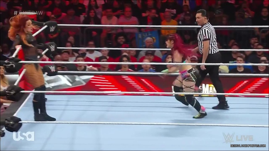 WWE_WrestleMania_Raw_2023_03_27_720p_HDTV_x264-NWCHD_mp4_000958812.jpg