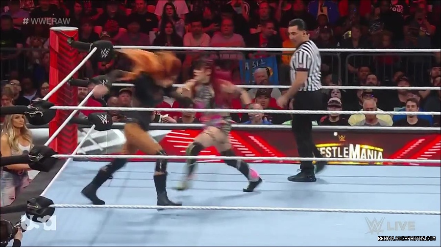 WWE_WrestleMania_Raw_2023_03_27_720p_HDTV_x264-NWCHD_mp4_000959212.jpg