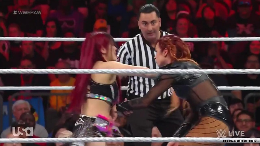 WWE_WrestleMania_Raw_2023_03_27_720p_HDTV_x264-NWCHD_mp4_000965619.jpg
