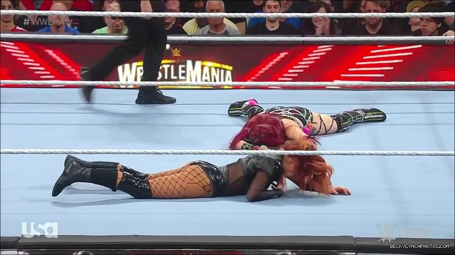 WWE_WrestleMania_Raw_2023_03_27_720p_HDTV_x264-NWCHD_mp4_000971625.jpg
