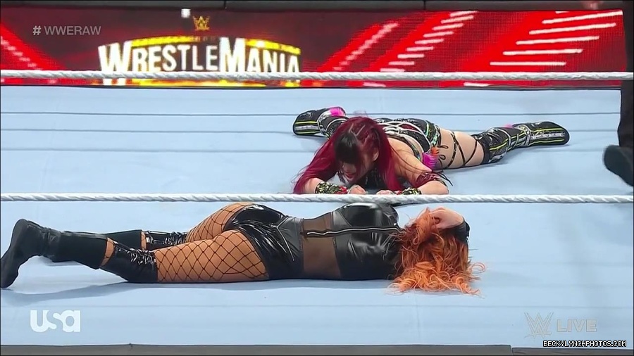 WWE_WrestleMania_Raw_2023_03_27_720p_HDTV_x264-NWCHD_mp4_000974027.jpg