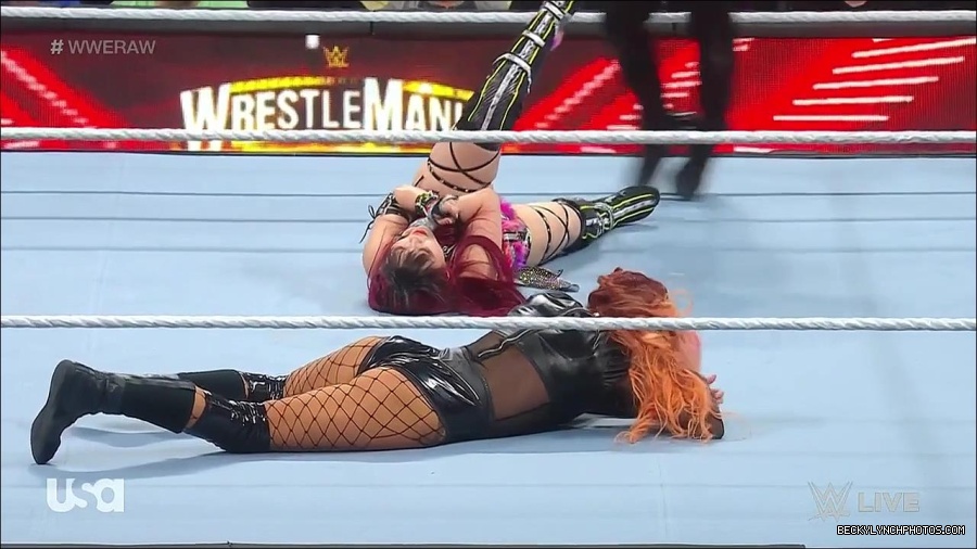 WWE_WrestleMania_Raw_2023_03_27_720p_HDTV_x264-NWCHD_mp4_000980834.jpg