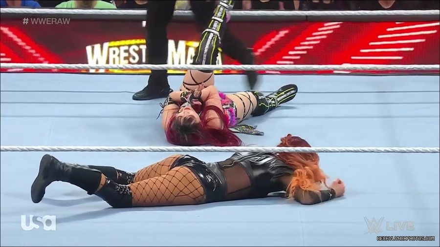 WWE_WrestleMania_Raw_2023_03_27_720p_HDTV_x264-NWCHD_mp4_000981234.jpg