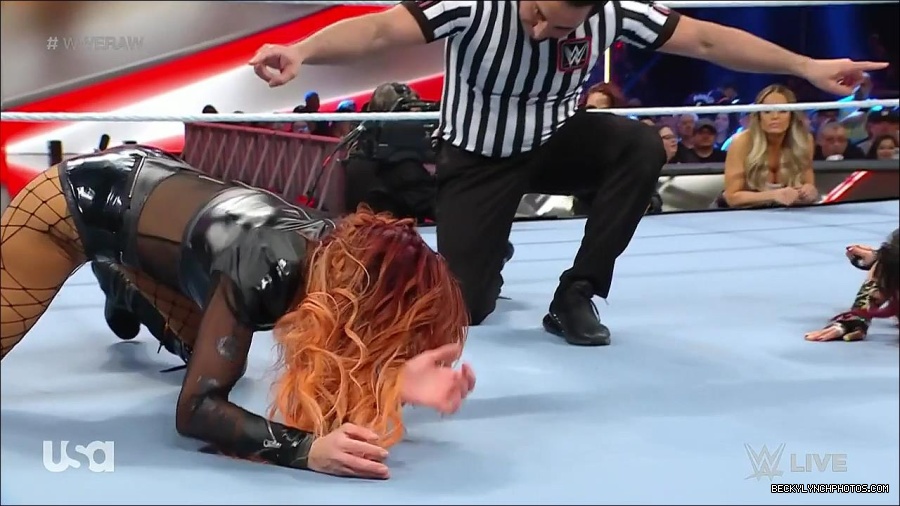 WWE_WrestleMania_Raw_2023_03_27_720p_HDTV_x264-NWCHD_mp4_000984037.jpg