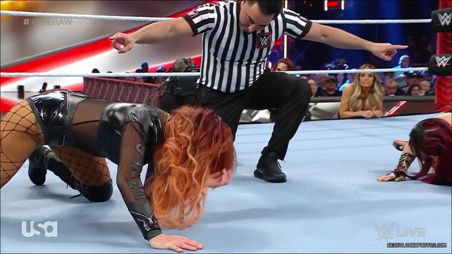 WWE_WrestleMania_Raw_2023_03_27_720p_HDTV_x264-NWCHD_mp4_000984437.jpg