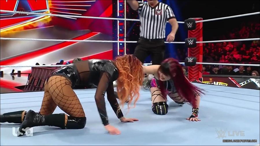 WWE_WrestleMania_Raw_2023_03_27_720p_HDTV_x264-NWCHD_mp4_000986039.jpg