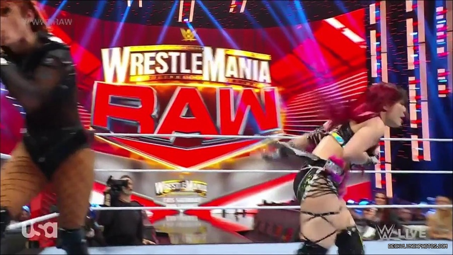 WWE_WrestleMania_Raw_2023_03_27_720p_HDTV_x264-NWCHD_mp4_000991645.jpg