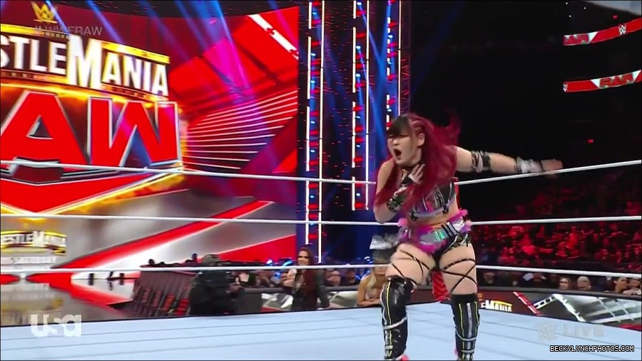 WWE_WrestleMania_Raw_2023_03_27_720p_HDTV_x264-NWCHD_mp4_000992445.jpg