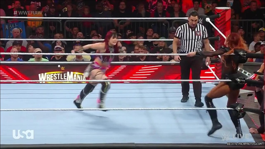 WWE_WrestleMania_Raw_2023_03_27_720p_HDTV_x264-NWCHD_mp4_000993246.jpg