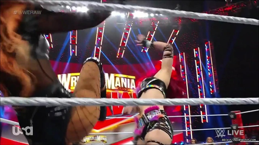 WWE_WrestleMania_Raw_2023_03_27_720p_HDTV_x264-NWCHD_mp4_000994047.jpg