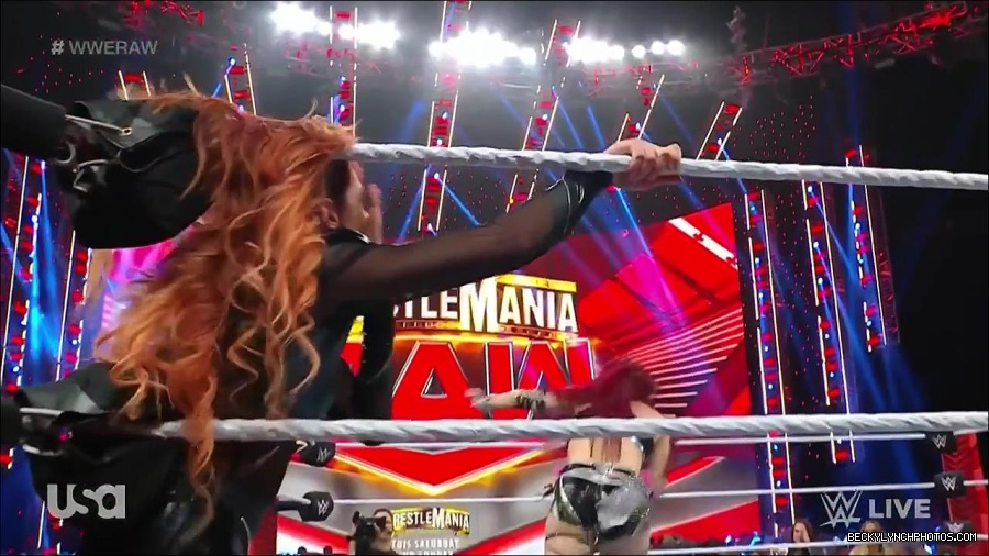 WWE_WrestleMania_Raw_2023_03_27_720p_HDTV_x264-NWCHD_mp4_000994848.jpg