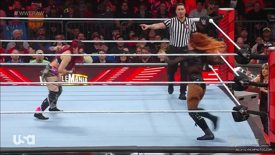 WWE_WrestleMania_Raw_2023_03_27_720p_HDTV_x264-NWCHD_mp4_000996049.jpg