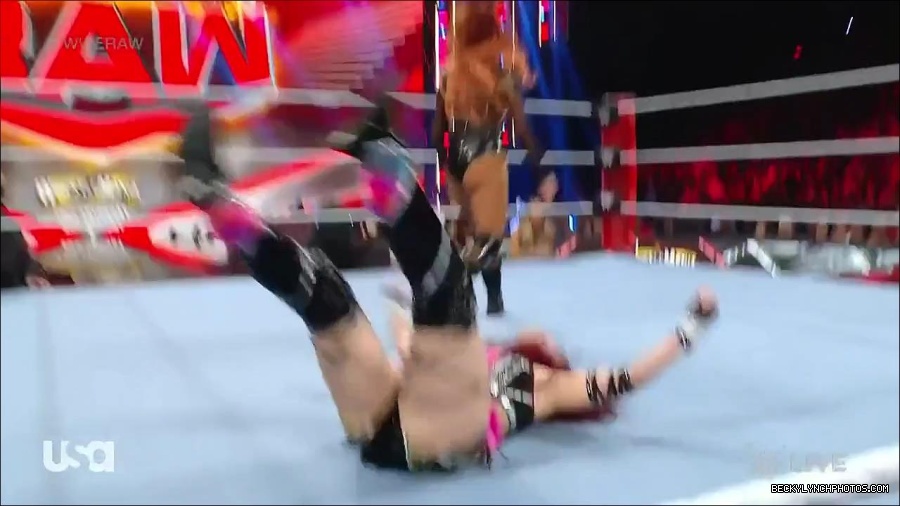 WWE_WrestleMania_Raw_2023_03_27_720p_HDTV_x264-NWCHD_mp4_000997250.jpg