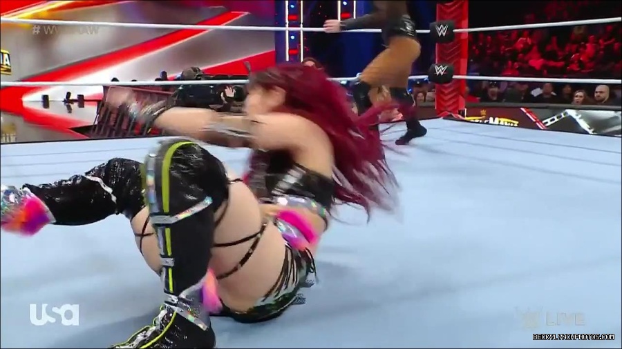 WWE_WrestleMania_Raw_2023_03_27_720p_HDTV_x264-NWCHD_mp4_000997651.jpg