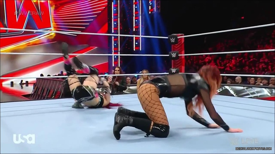 WWE_WrestleMania_Raw_2023_03_27_720p_HDTV_x264-NWCHD_mp4_001002856.jpg