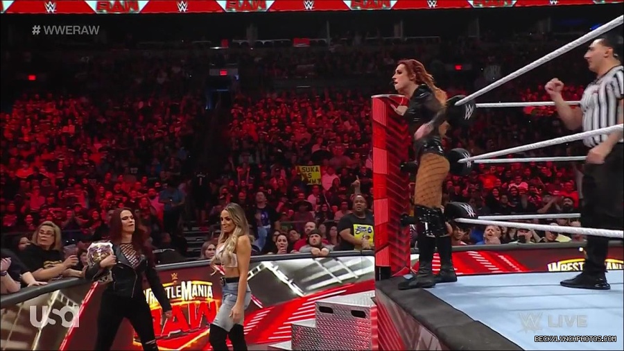 WWE_WrestleMania_Raw_2023_03_27_720p_HDTV_x264-NWCHD_mp4_001014868.jpg
