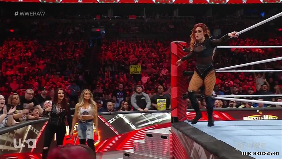 WWE_WrestleMania_Raw_2023_03_27_720p_HDTV_x264-NWCHD_mp4_001016469.jpg