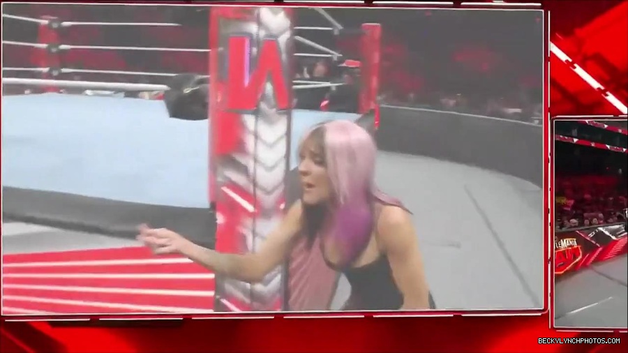 WWE_WrestleMania_Raw_2023_03_27_720p_HDTV_x264-NWCHD_mp4_001021274.jpg
