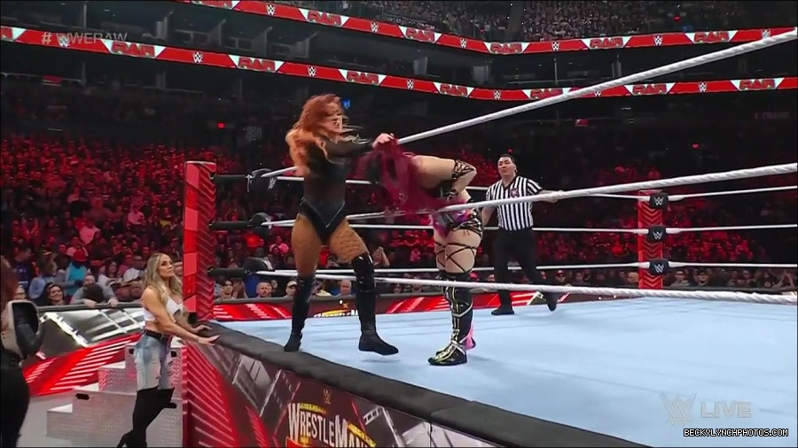 WWE_WrestleMania_Raw_2023_03_27_720p_HDTV_x264-NWCHD_mp4_001027280.jpg